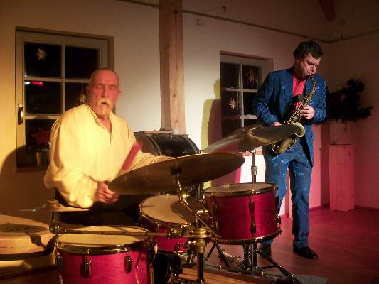 Hartmut Dorschner mit Saxophon, Gnter Baby Sommer Drumms