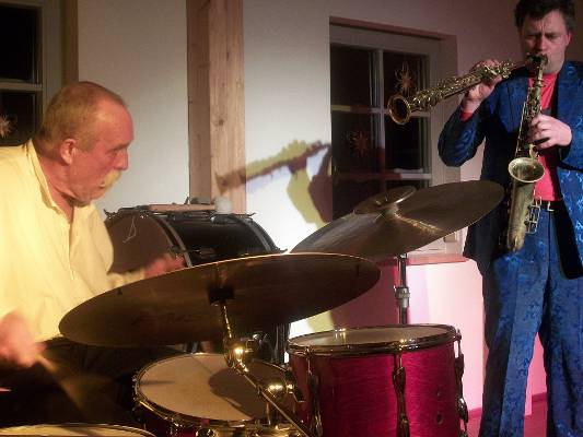 Hartmut Dorschner mit Saxophon, Gnter Baby Sommer Drumms